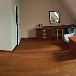Bed & Breakfast Tadeusz I W Darlowku 3*