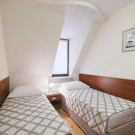 Bed & Breakfast Tadeusz I W Darlowku *