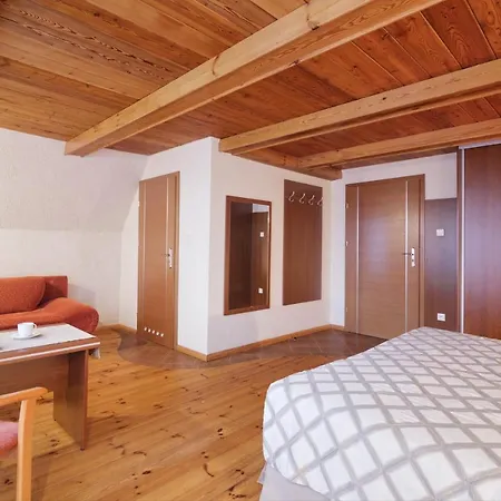 Bed & Breakfast Tadeusz I W Darlowku